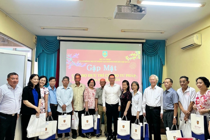 Thứ trưởng Nguyễn Thanh Ngọc gặp mặt cán bộ hưu trí Bộ Tư pháp khu vực phía Nam nhân Xuân Bính Ngọ